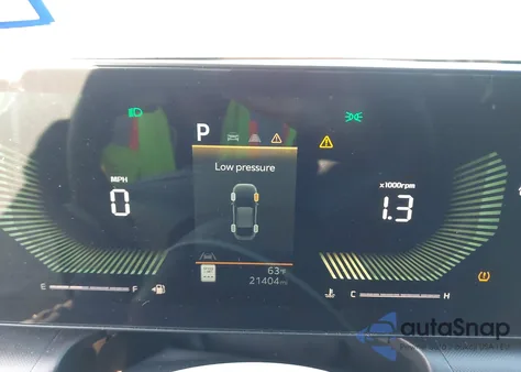 2025 Kia K4 Lx z USA, uszkodzony, nr VIN 3KPFT4DE0SE072745